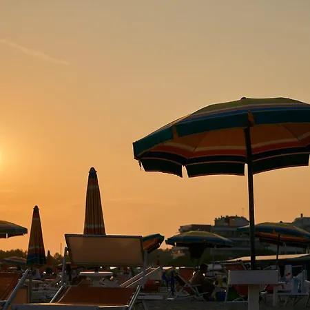 Sunny Right By The Apartament Bibione