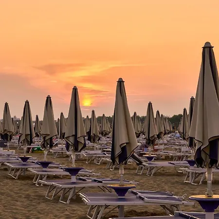 Sunny Right By The * Bibione