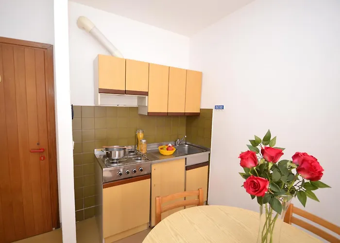 Sunny Right By The Apartment